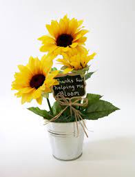Gift For Teacher Sunflower Flower Arrangement Yellow Etsy Sunflower Party Sunflower Centerpieces Flower Arrangements