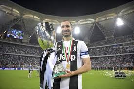 Contact logo juventus on messenger. Chiellini Juventus Economics Graduate Who Helped Out The Club Marca In English