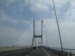 Alteração para classe 1 exige validação de um meio de pagamento automático. Vasco Da Gama Brucke Sacavem 1998 Structurae