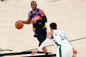 Cliff, who looks absolutely identical to his twin chris, but with a mustache, is the more cerebral, less athletic of the two brothers. Chris Paul Balls Out In First Career Nba Finals Game Bright Side Of The Sun