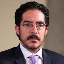 El 17 de diciembre de 1914 salieron de México a las órdenes de Felipe  Ángeles 6,000 soldados de los generales Martiniano Servín, Santiago  Ramírez, Pedro Bracamontes, “el cura” Dionisio Triana y Macario