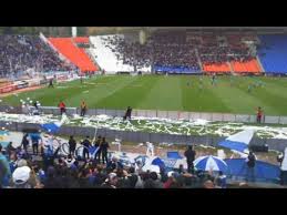 Luego la tensión se mudó al escenario del partido, donde los hinchas de godoy cruz debieron esperar 40 minutos en el estadio santa laura y volvieron a ser agredidos con piedras cuando emprendían el viaje de regreso hacia mendoza. Videos Pagina 2 La Banda Del Expreso Godoy Cruz