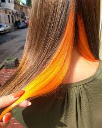 Blorange Haarfarbe Untere Haarpartie Farben Haarfarben Regenbogenhaare Versteckte Regenbogenhaare