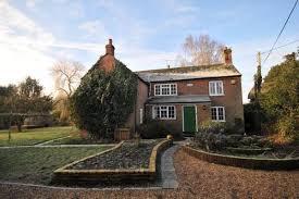 Also, the main road running through the village is the b3078 connecting alderholt to fordingbridge and shaftesbury. Property Valuation For Ebenezar Cottage Mill End Damerham Fordingbridge New Forest Hampshire Sp6 3hu The Move Market