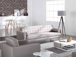 Le bleu gris est une nuance peu intense mais qui se révèle joliment au contact des autres couleurs que ce soit dans un salon, une chambre ou bien une cuisine. Deco Les Tendances 2017 Pour Amenager Votre Salon Seloger