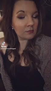 Amber Daggett's Instagram, Twitter & Facebook