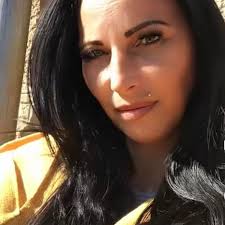 Barna-Adrienn nevű felhasználók profiljai