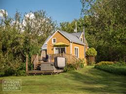 I originally reserved bear necessities however due to snow and ice we were moved last min to angel's. Cottage Rentals Trenholm Centre Du Quebec Pet Friendly