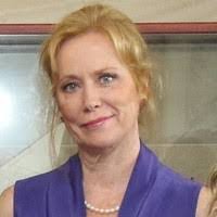 Michele Sauer's Instagram, Twitter & Facebook