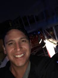 Brandon Avila (@ItsTheAvilas)