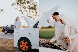 Tergabung dalam jpnn group menghadirkan berita pilihan nasional dan daerah yang terupdate. Jodoh Datang Nak Tolong Boleh Pula Gadis Ni Lari Masuk Kereta Temperature Turun Pasangan Ini Naik Pelamin Kisah Cinta Kami Memang Real Viral Mstar