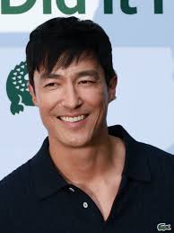 Daniel Henney