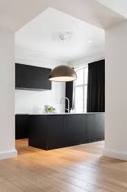 Minimalist Architecture Sometimes Referred To As Minimalism Involves The Use Of Si Architecture Minimaliste Amenagement Interieur Maison Maison Minimaliste