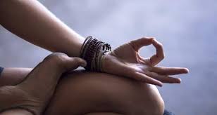 Health Benefits Of 17 Yoga Mudras And How To Practise Them The Right Way Thehealthsite Com
