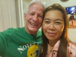 Happy New Year 2025🥳 Linda & Joey😍 Mandaluyong, Philippines GO 🍀 IRISH  JW Report🏈⚾️