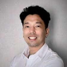 Fantastic to talk to Tommy Dang, CEO and founder of Mage and Mage user Kirk  Mower from Tasmania, Australia at the Snowflake Summit... Mage is  simplifying the orchestration space quite a lot