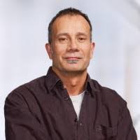 30+ perfiles de «John Keizer»