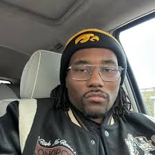 From a 520 credit score to APPROVED for a box truck 🚛🔥 Another CDL driver  took the leap of faith into the box truck business and stepped into the  role of BUSINESS