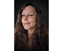 Josie Christian's Instagram, Twitter & Facebook