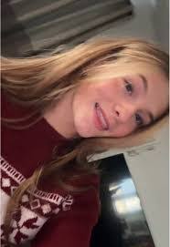 Elena Fulton's Instagram, Twitter & Facebook