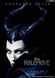 Five of angelina jolie's six kids accompanied her to the maleficent: Malefique Angelina Jolie Bluffante Dans Un Disney Seduisant Purebreak