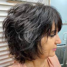 Jun 02, 2021 · even chrissy teigen rocked the style for a short time back in december 2020. 35 Cute Easy Short Layered Haircuts Trending In 2021