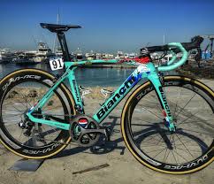 Pin By Luigi Musso On Velos De Route Bianchi Bicycle Touring Bike Bianchi Bicycle Bikes
