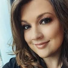 Fern Draper's Instagram, Twitter & Facebook