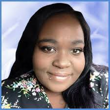 Amber Passmore's Instagram, Twitter & Facebook