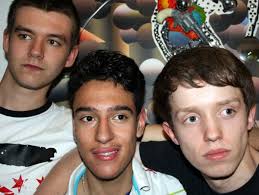 Jonathan Harvey connects