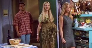 Click through to see 50 of the greatest outfits from every season of friends, in chronological order. 50 Of The Best Outfits From All 10 Seasons Of Friends