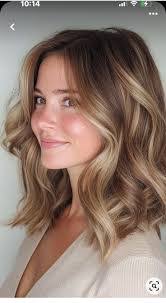 Kelly Mchenry's Instagram, Twitter & Facebook