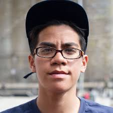 Andrew Valencia's Instagram, Twitter & Facebook