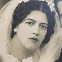 María Dolores Rosa de Jesús Retana Rojas (1915–2012)