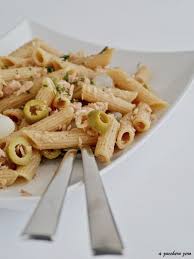 Insalata Di Pasta Integrale Con Tonno E Olive A Zucchero Zero Ricetta Insalata Di Pasta Pasti Italiani Idee Alimentari