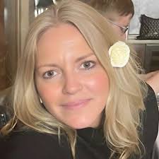 Becky (@samplequeen2024) • Instagram photos and videos