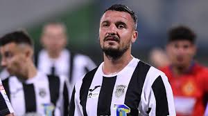 Radoi is considered a symbolic player for steaua bucurești. 2oh6tcwik83eam
