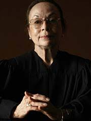 Una juez paraliza por inconstitucional el programa de escuchas de Bush