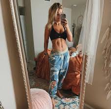 Vanzant was signed to the flyweight division of the ultimate. Paige Vanzant A Twitter On My Way To 125
