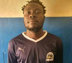 The Lilongwe based side, Blue Eagles FC have announced that they have  completed the signing of Kasungu Police FC midfielder, Laurent Banda and  attacking midifielder, Trouble Banda. The brothers roped in from