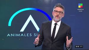 Militant of the resistance, testifies the opposition to the regime also in the artistic choices: Dura Editorial De Luis Novaresio En Animales Sueltos 09 09 2020 Youtube