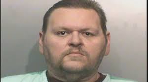 Police: Man tried robbing bank before