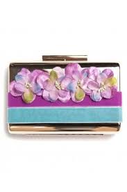 Aquí puedes ver una selección de los diez mejores bolsos dorados de este año 2020 y otros productos relacionados con bolsos de este tipo. Complementos Para Bodas Y Fiestas Bolsos Tocados Clutchs Complementos Bolsos Dorados Bolsos De Fiesta Lila