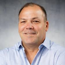 March Madness: The 1988-89 Miami High Stingarees basketball team poses for  photo. Coached by Marcos "Shakey" Rodriguez, Miami High captured the state  championship and finished #2 in the nation according to USA