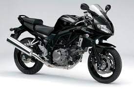 Suzuki sv650 is powered by 645 cc engine.this sv650 engine generates a power of 76 ps @ 8500 rpm and a torque of 64 nm @ 8100 rpm. Suzuki Sv 650s