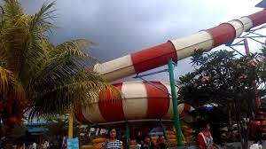 Gunung papandayan lengkap info tiket masuk, taman, hutan mati, kolam air panas, puncak salada & more. Water Park Pematang Siantar Youtube