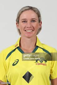 17 Photos & High Res Pictures