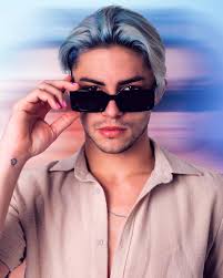 Michael Fullard (@michael__c94) · Instagram 照片和视频