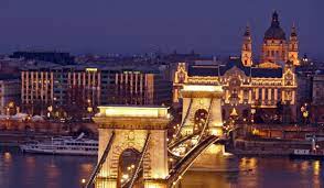 Soins dentaires complexes jusqu'à 5 ans de garantie. 3 4 Budapest La Perle Hongroise Du Danube