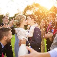 Wir haben passend zur eisernen hochzeit ein paar sprüche. Porzellanhochzeit Spruche Tipps Und Geschenke Gala De